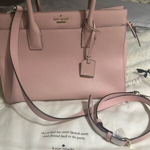 Kate spade large leather Tote , very nice only used twice.